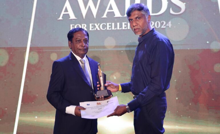 Neville Victor Anthony wins merit award for best Sports Journalist in Tamil at the Journalism Awards for Excellence 2024.