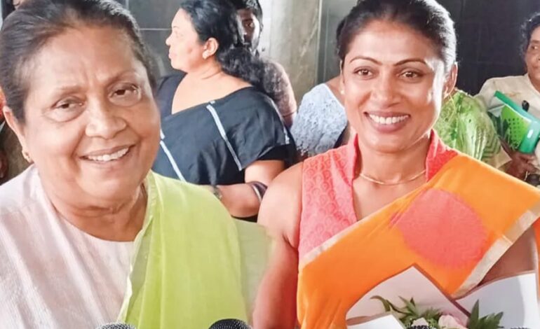නෙට්බෝල් නිලවරණයෙන් සභාපති පුටුව වජිරාට. ලේකම් දමයන්ති.